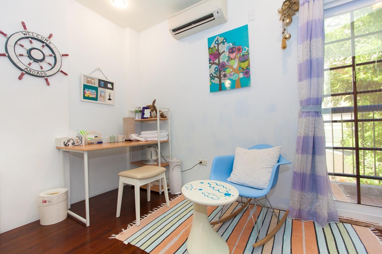 White Cotton Candy Homestay Hualien Buitenkant foto